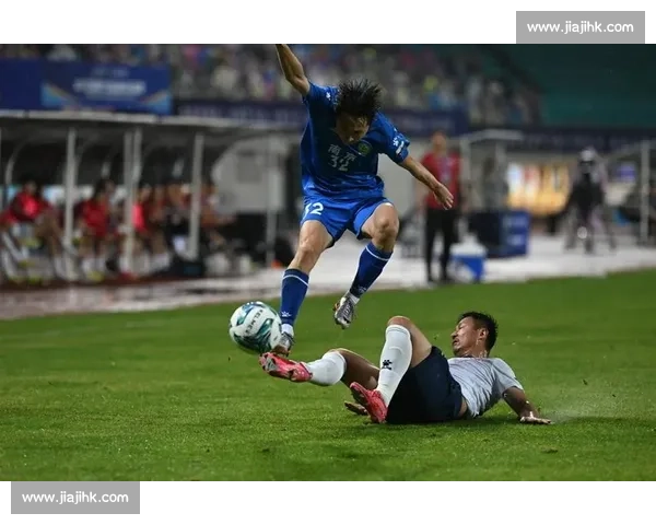 致命飞铲引爆世仇！苏超双雄再添新恨