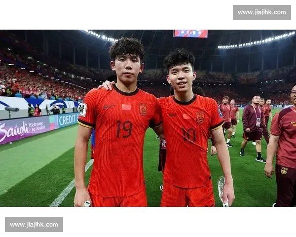 国足东亚杯名单公布：王钰栋领衔新星阵容，塞鸟压阵剑指新突破